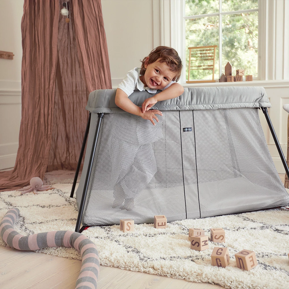 Lit Parapluie Light Argent De BabyBjörn – Image 3