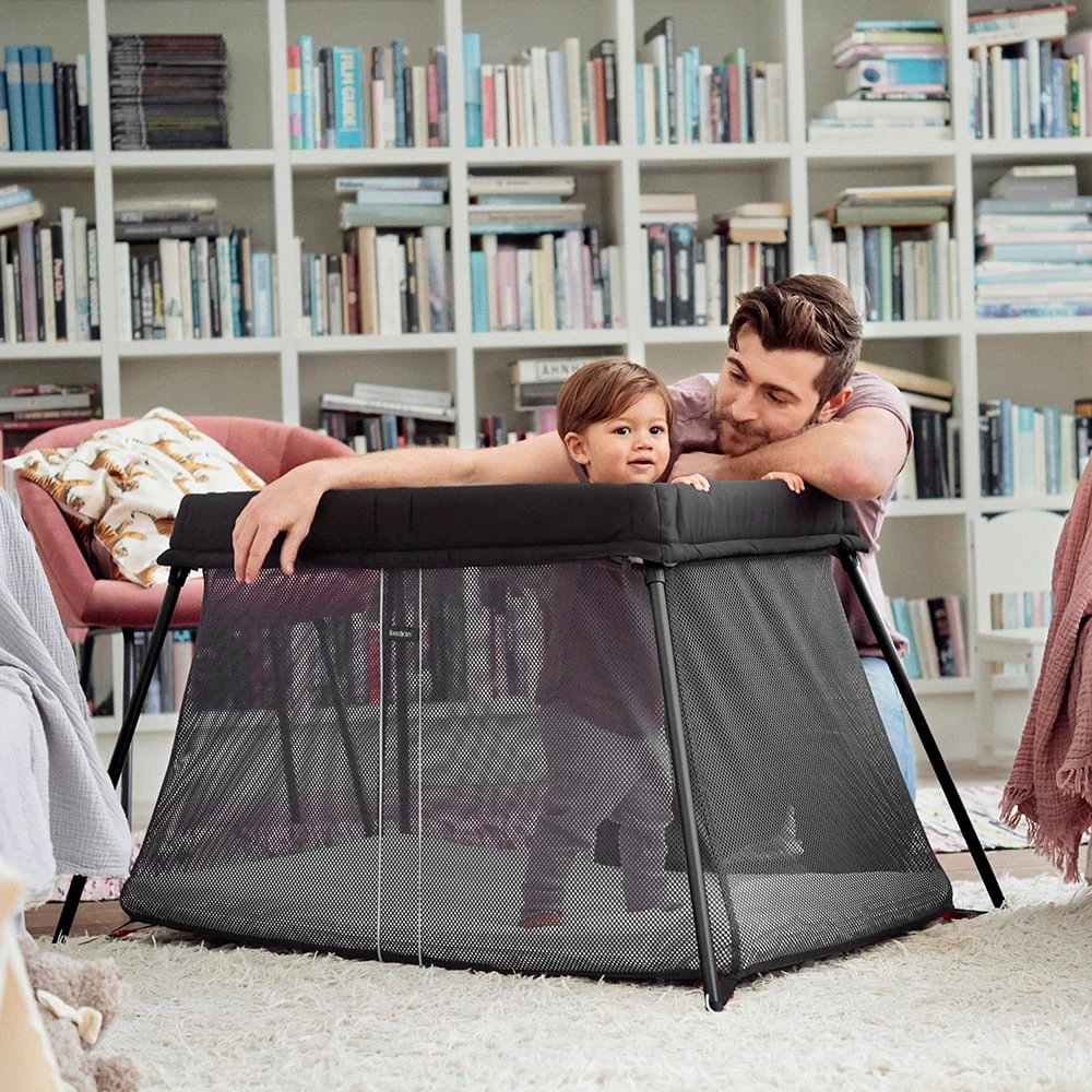 Lit De Voyage Light + Drap Housse Noir De BabyBjörn – Image 2